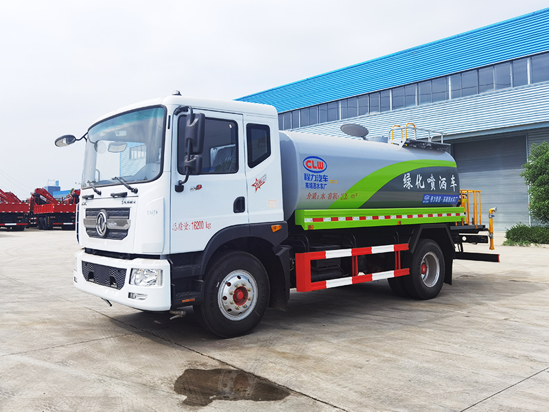 東風(fēng)D9/12方灑水車(chē)圖片2